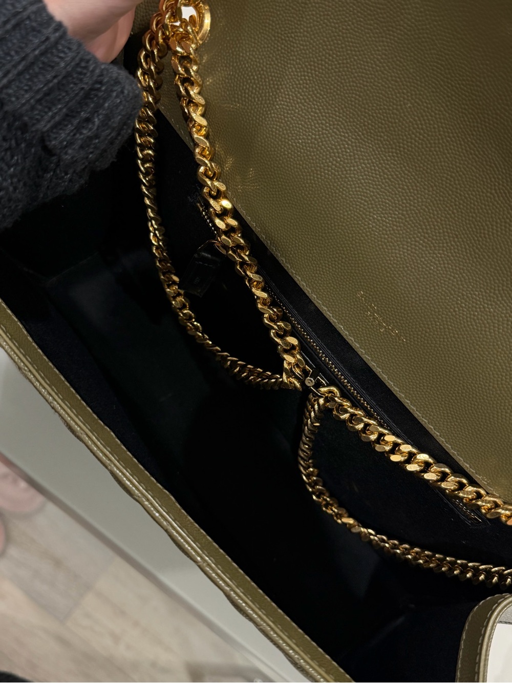 Saint Laurent Quilted Olive Green Envelope Shoulder Bag with Gold Hardware - Picture 11 of 14